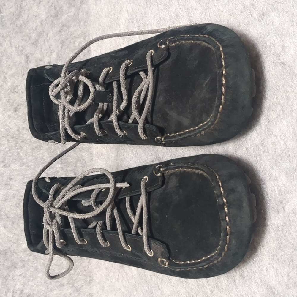 UGG Australia Black Suede Women's Moccasin Booties Size 9.5 - Picture 2 of 10